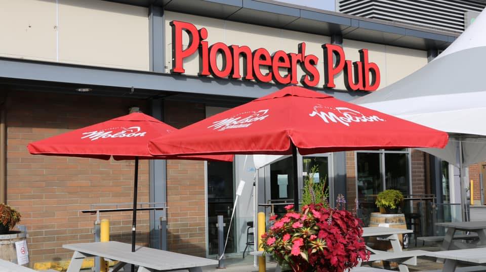 Pinoeer Pub, Richmond BC